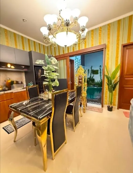 Veeka Villa Nusa Dua  Nusa Dua (Bali)