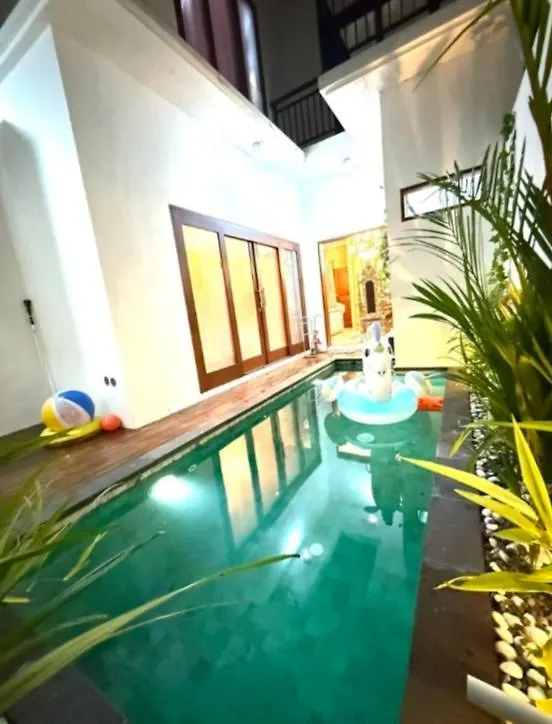 Veeka Villa Nusa Dua